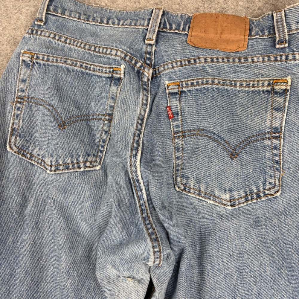 Vintage 80s Levis 551 Jeans Womens 14 MED Light Wash Relaxed Tapered Made in USA - Picture 10 of 15